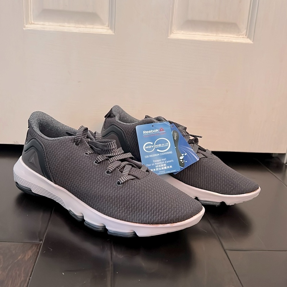 Reebok charcoal DMX NWT 8.5